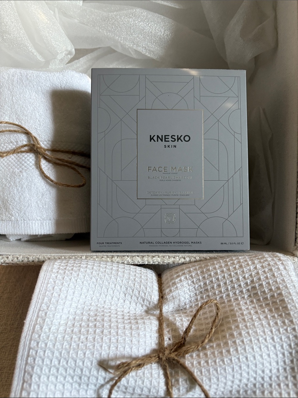 Knesko Skin Black Pearl Detox Collagen Face Mask (4-Treatment Box Set)